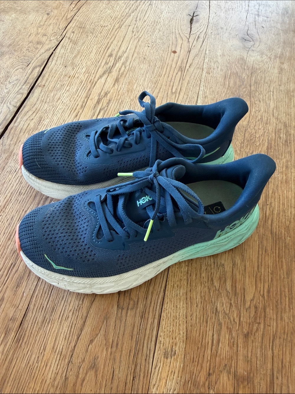 Hoka ARAHI Midnight Blue Running Shoes size 7 B